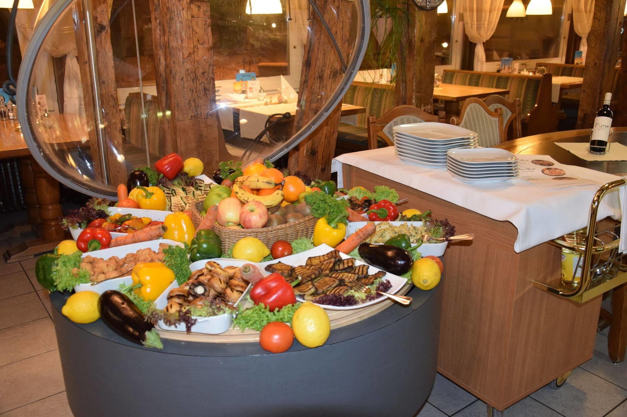 Hotel Sonne Einsiedeln Ngoại thất bức ảnh
