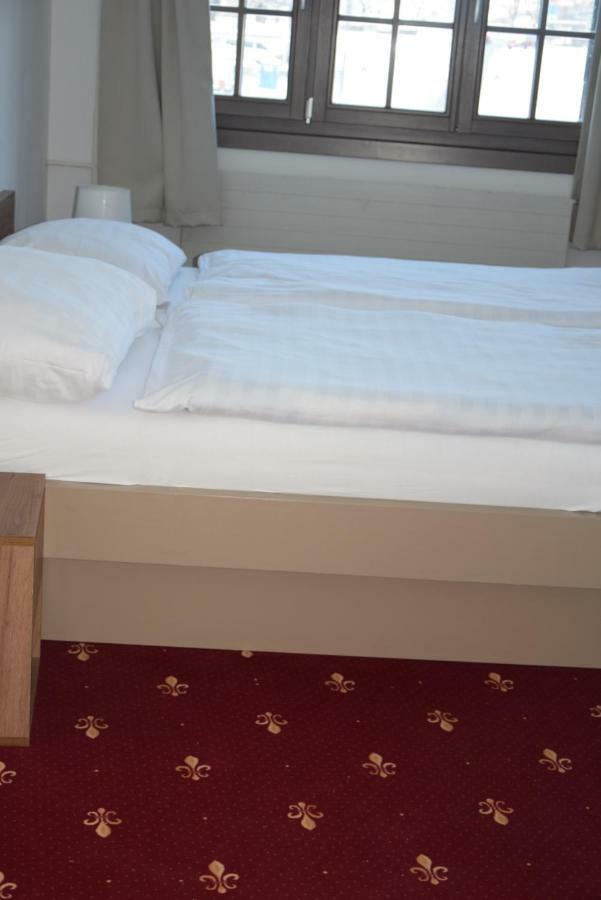 Hotel Sonne Einsiedeln Ngoại thất bức ảnh